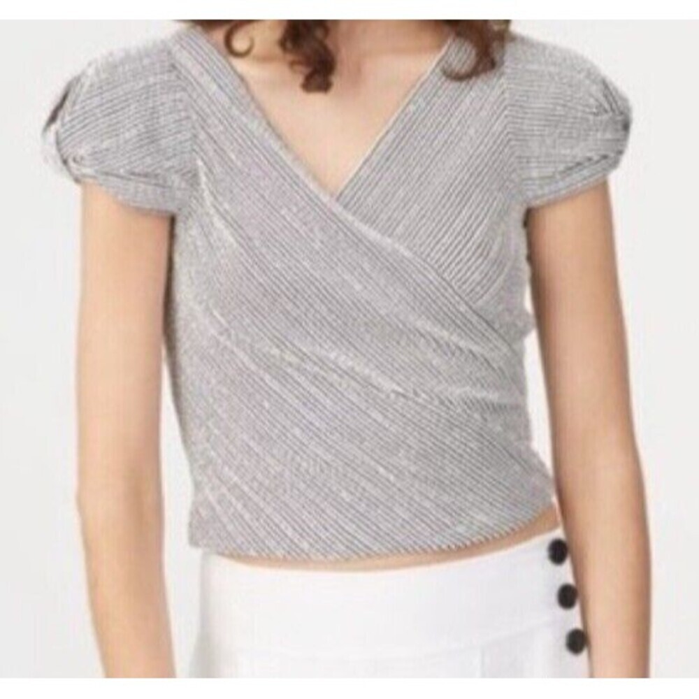 Club Monaco Top Women Size Small Faux Wrap Cap Sleeve Cross Front Seersucker